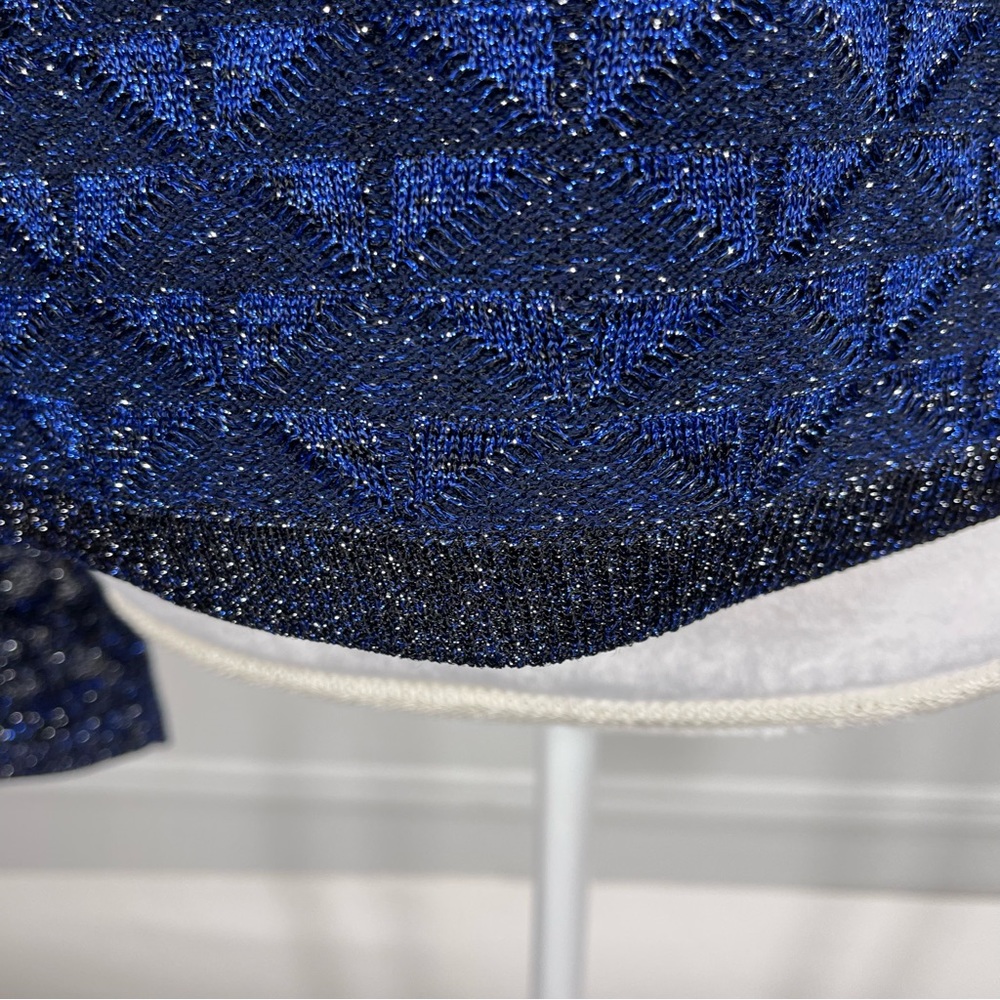 St. John Metallic Diamond Lace Knit Cardigan and Tank Top Set… - Picture 6 of 16
